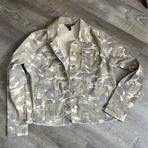 Baccini Green and Gray Camouflage Field Jacket size Large